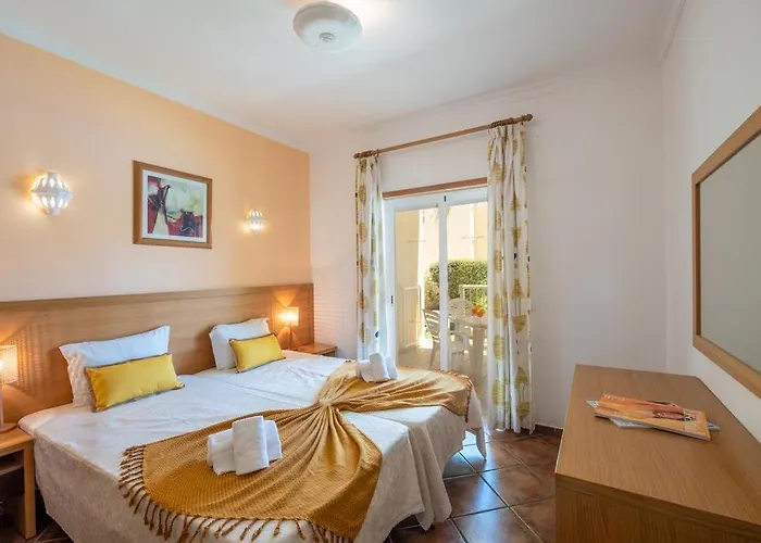 Parra Holidays Q House Apartment